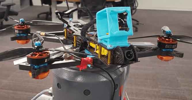 Using data analysis to solve the problem of UAV shaking